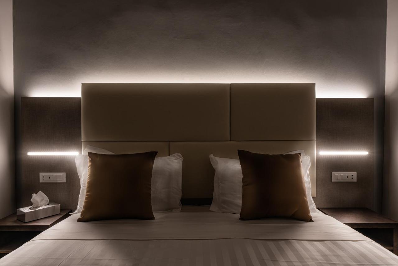 Trinita Grand Suite Рим Экстерьер фото